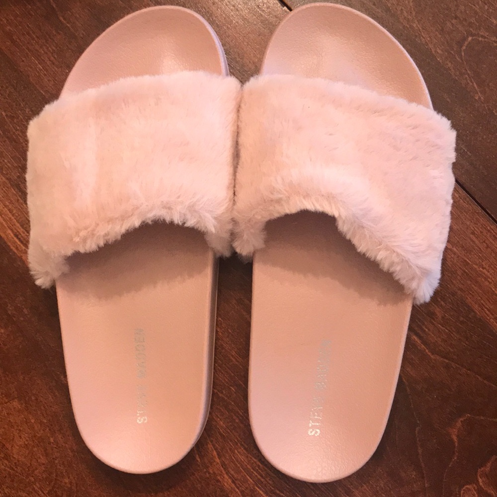 Steve Madden Slides